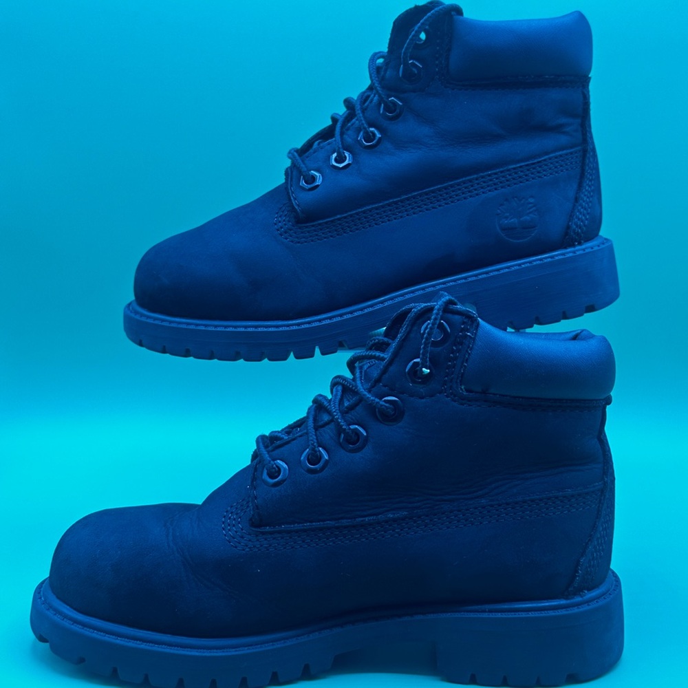 Timberland black leather boots
